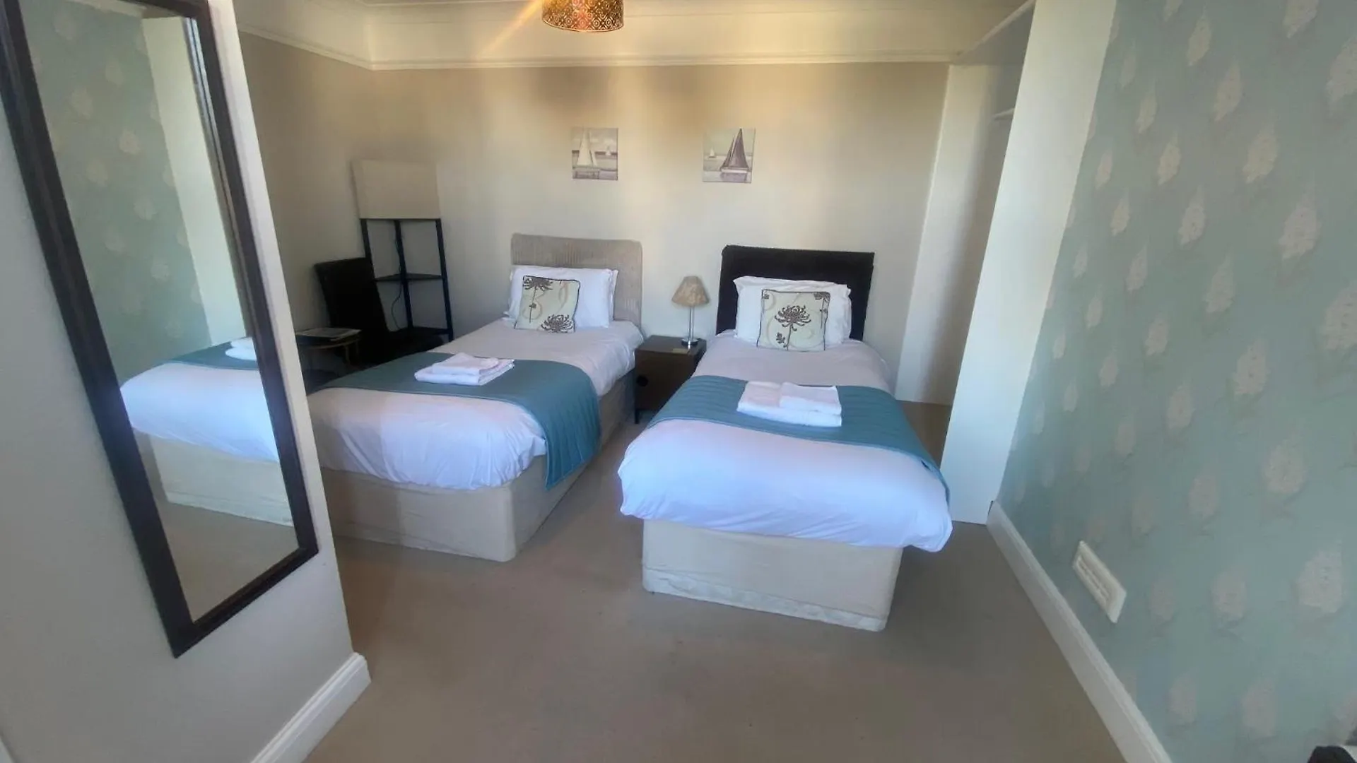 Pebbles Guest House Southend-on-Sea