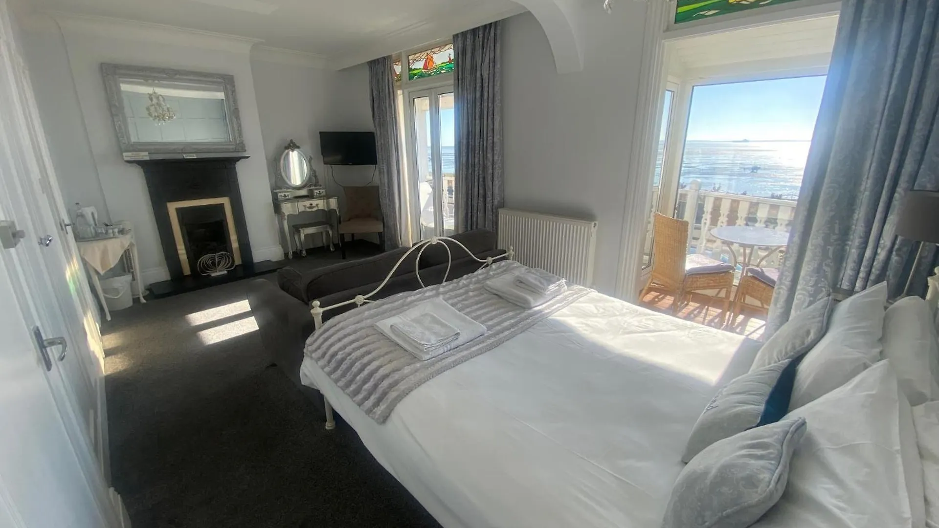 Pebbles Guest House Southend-on-Sea