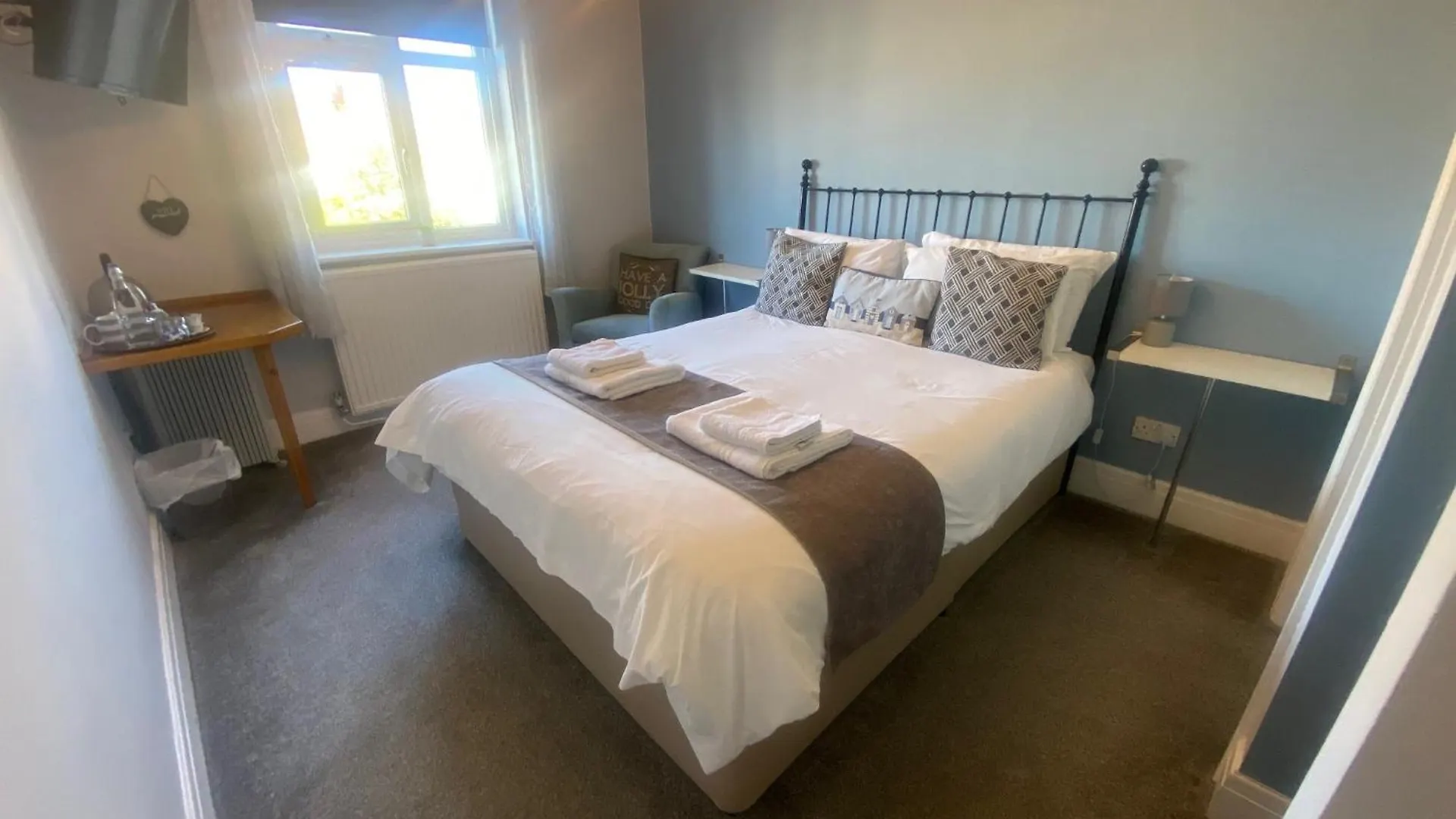 Pebbles Guest House Southend-on-Sea Bed & Breakfast